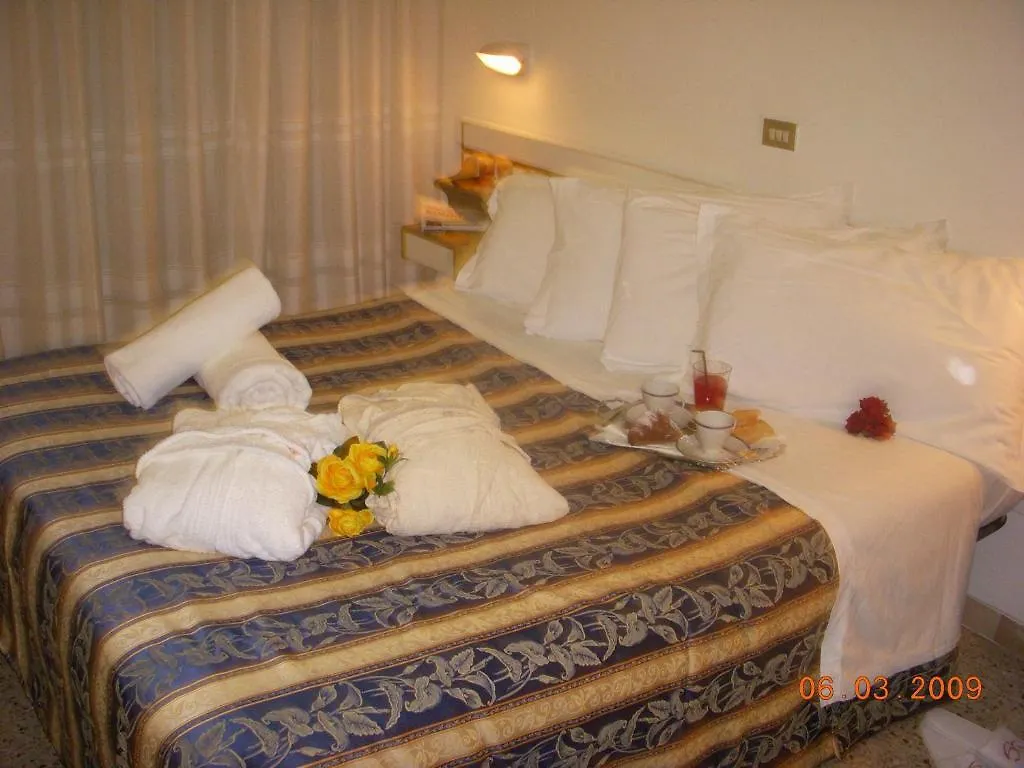 Hotel Moresco - Piscina Beach Village Ριτσιόνε